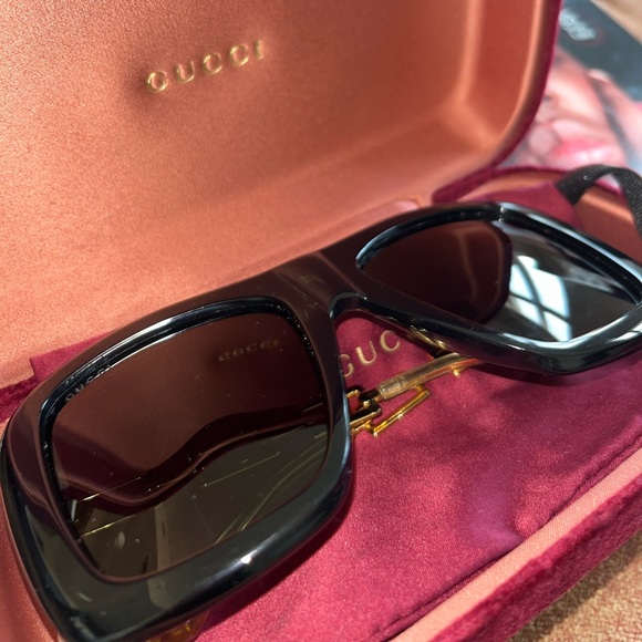 Black Gucci frames - Picture 2 of 6